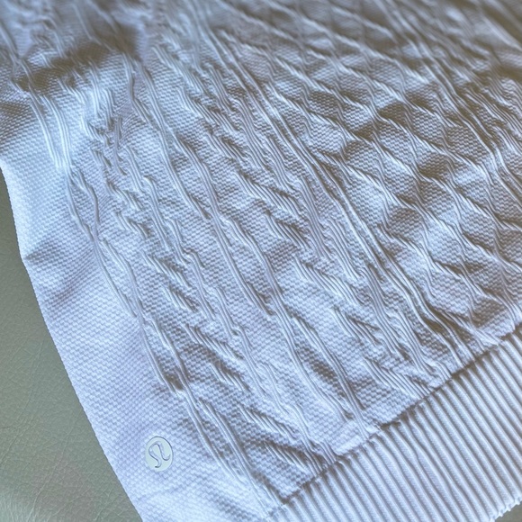 Lululemon restless top - Picture 3 of 4